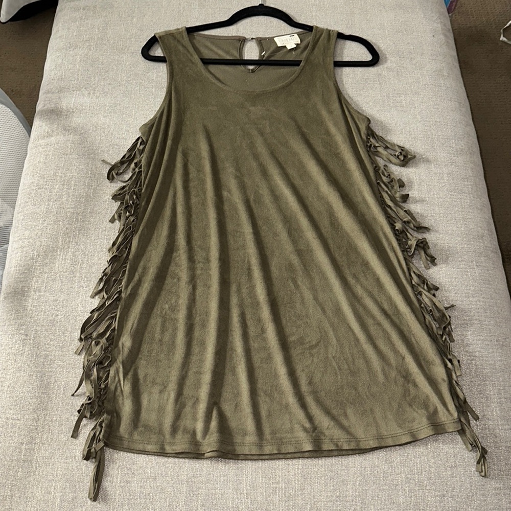 LA Hearts sz small Olive green suede fringe muscle top